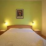 Apartments In Porec/Istrien 9899