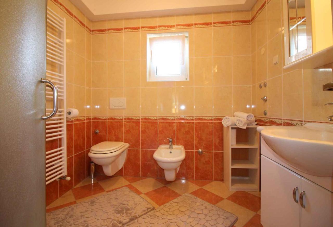 In Porec/istrien 9899 * Porec